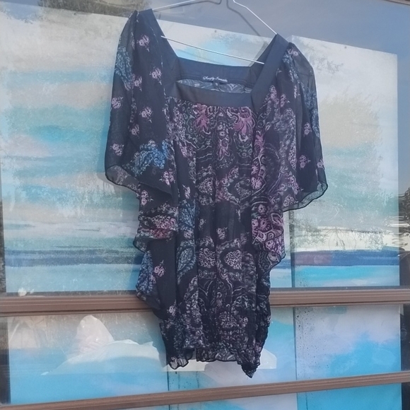Elegant Black and Purple Women's Top - Picture 1 of 3